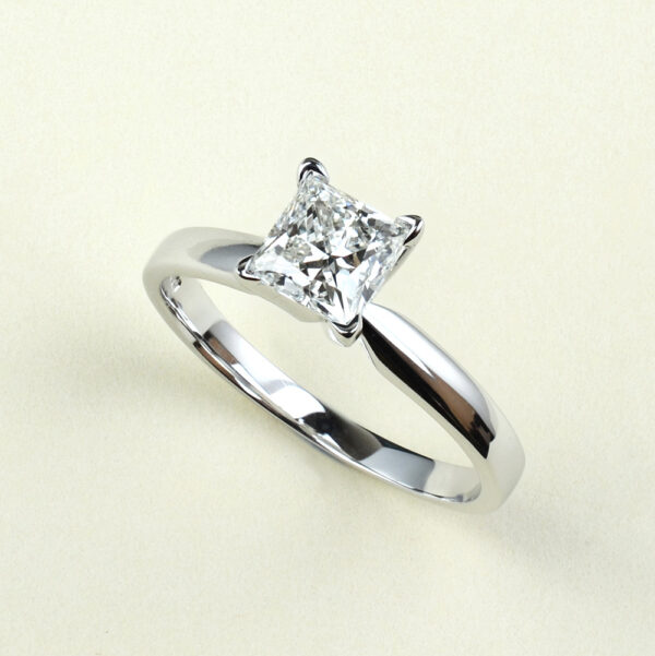 princess cut diamond solitaire engagement ring