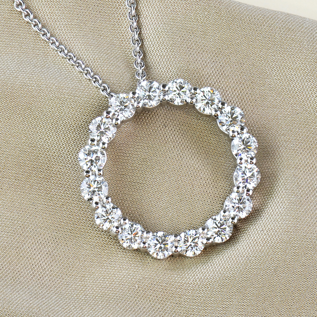 platinum and diamond circle pendant and chain
