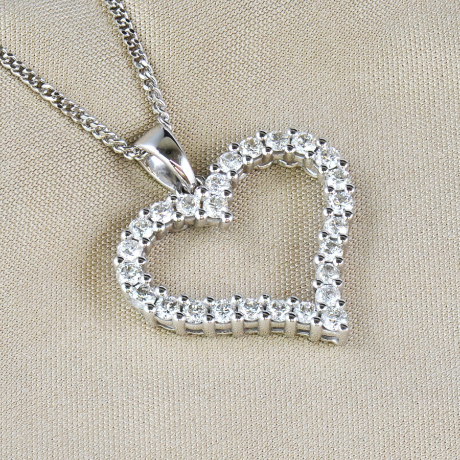 Diamond and white gold heart pendant and chain