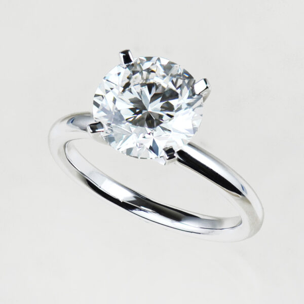 3.00ct Lab grown diamond solitaire engagement ring